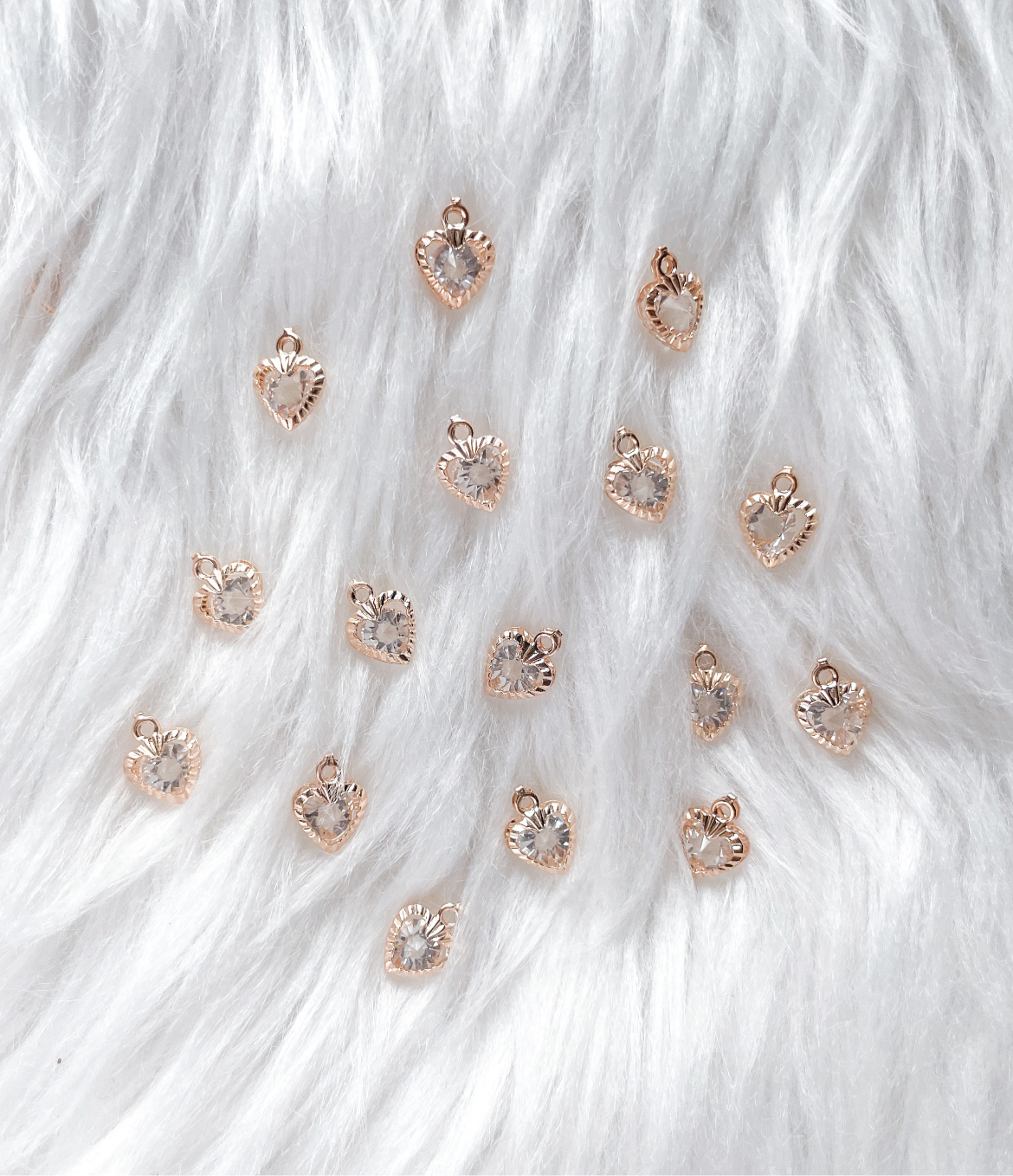 𝑪𝒓𝒚𝒔𝒕𝒂𝒍 𝑯𝒆𝒂𝒓𝒕 𝑪𝒉𝒂𝒓𝒎𝒔