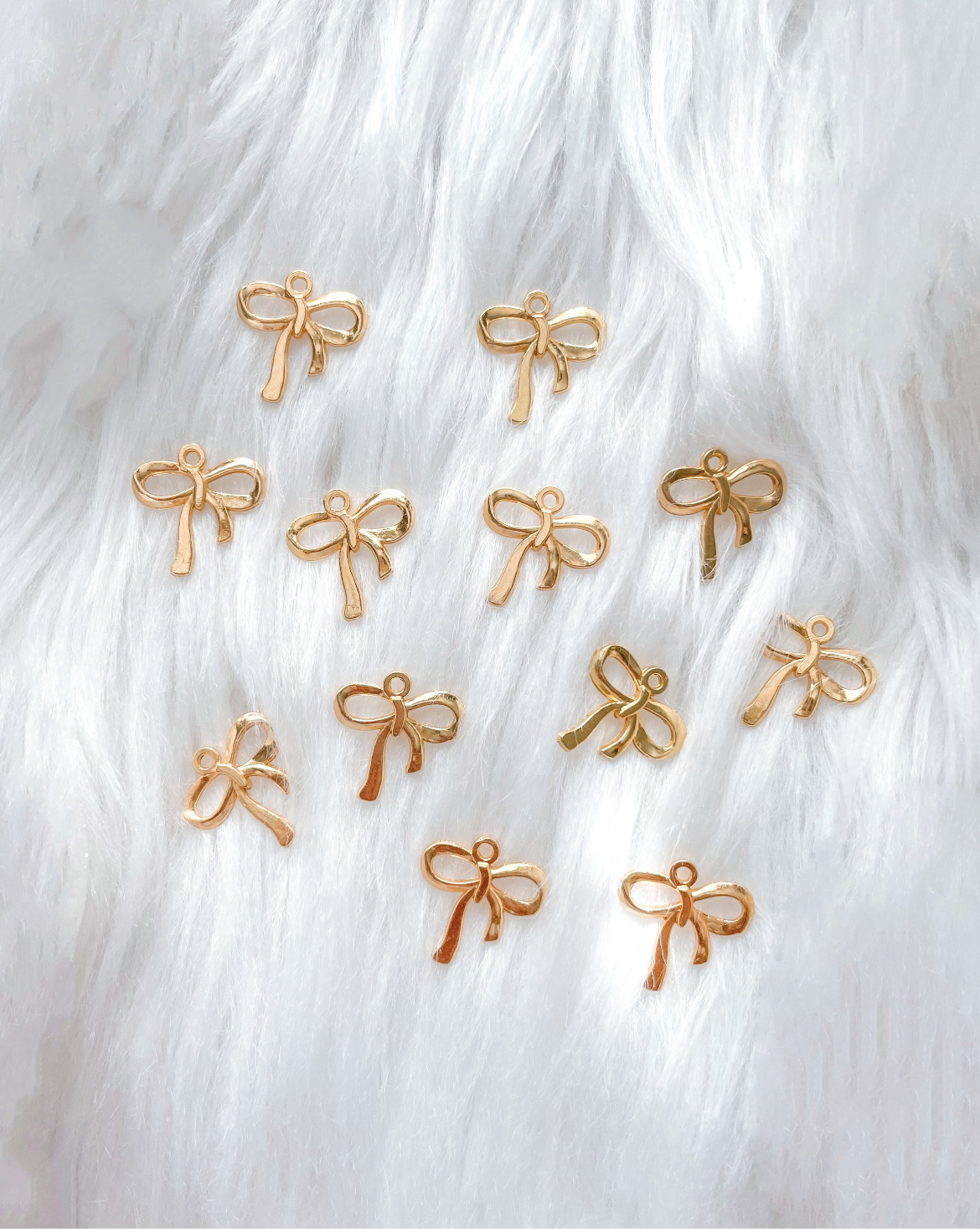 𝑮𝒐𝒍𝒅𝒆𝒏 𝑩𝒐𝒘 𝑪𝒉𝒂𝒓𝒎𝒔