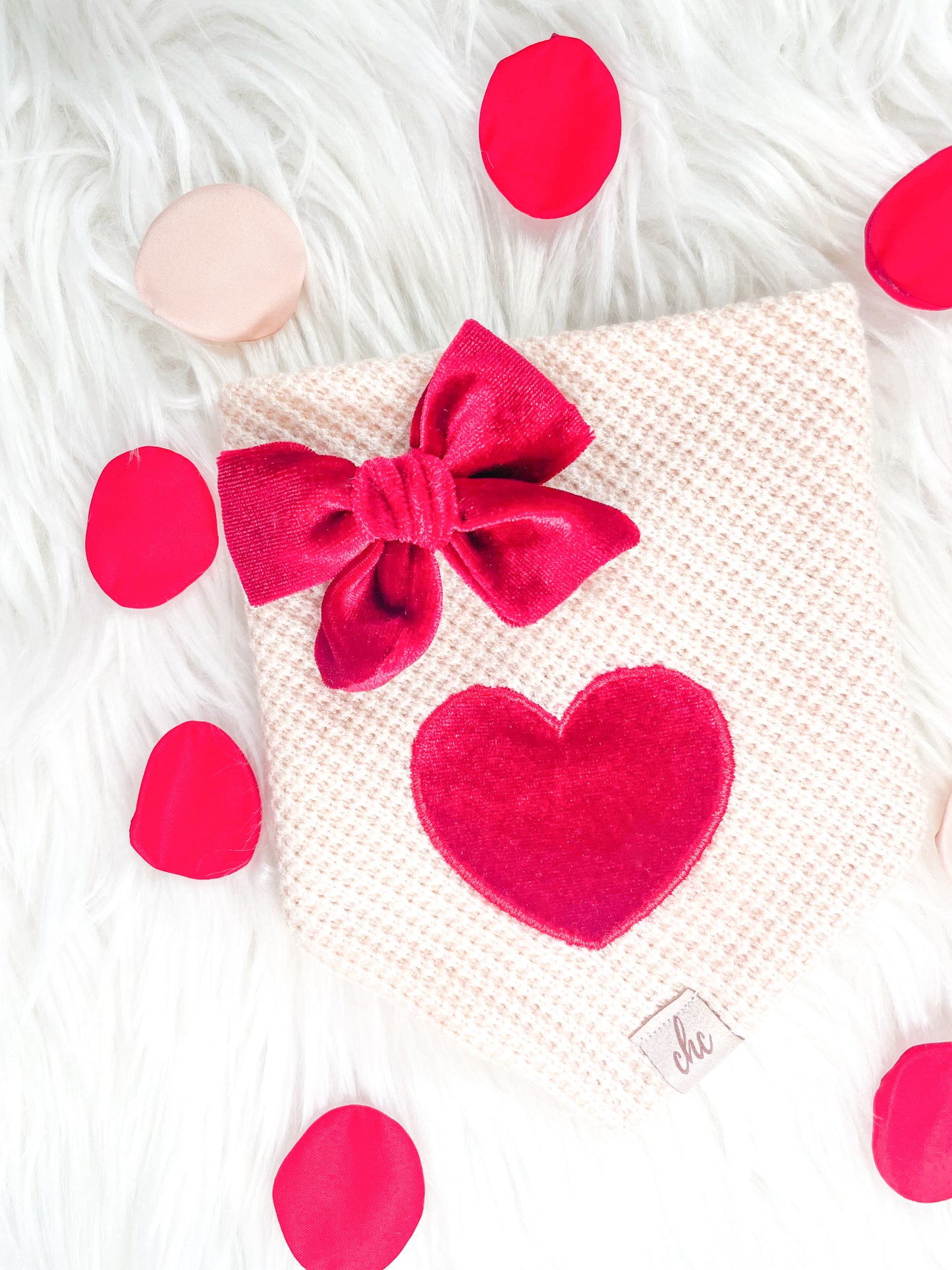 𝑽𝒆𝒍𝒗𝒆𝒕 𝑯𝒂𝒊𝒓 𝑩𝒐𝒘