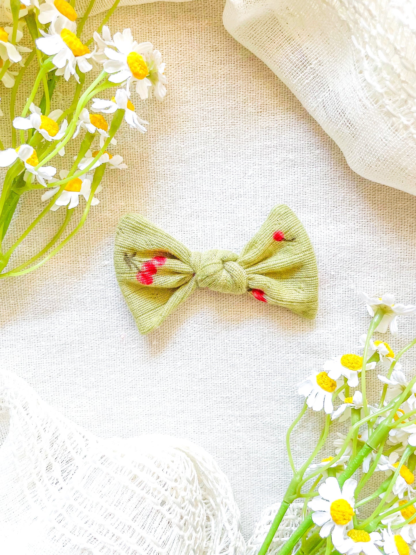 𝑯𝒂𝒊𝒓 𝑩𝒐𝒘𝒔 💛🍒