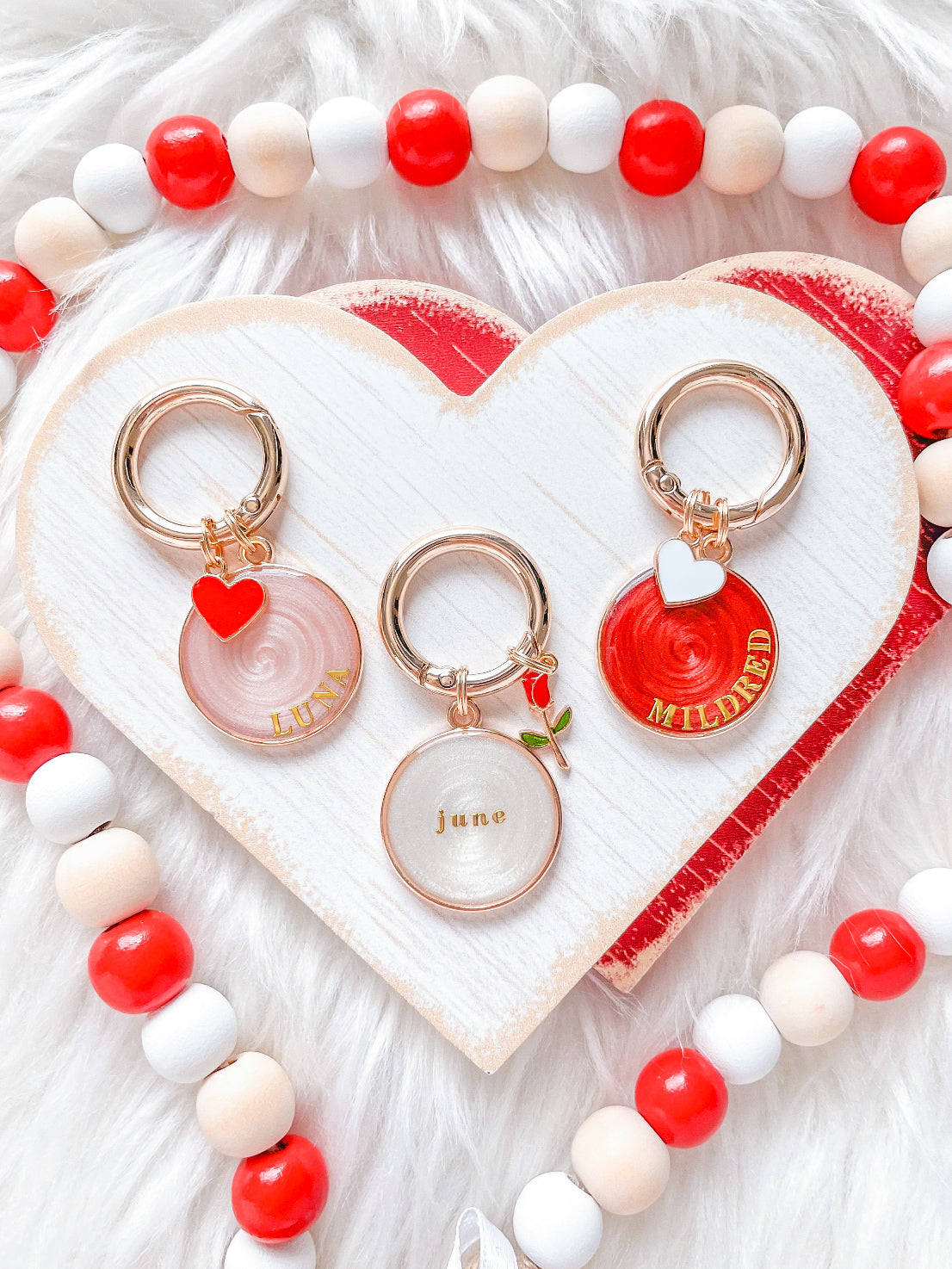 Swirl Round Tags
