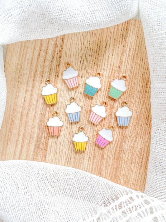 Cupcake Charms 🧁