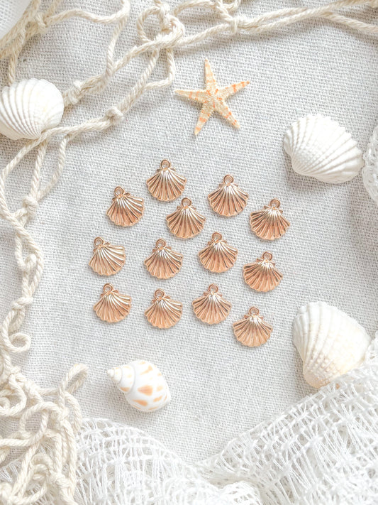 Scallop Charms